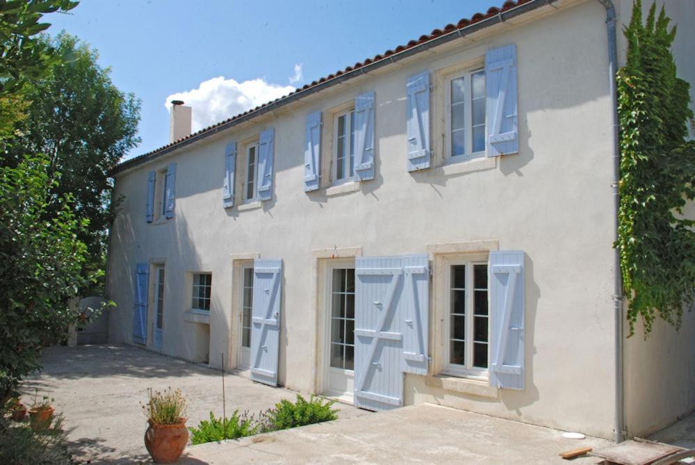 La Tonnelle Fleurie Chambres D'Hotes Sainte-Soulle Eksteriør billede