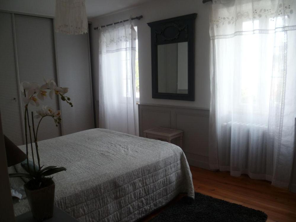 La Tonnelle Fleurie Chambres D'Hotes Sainte-Soulle Eksteriør billede